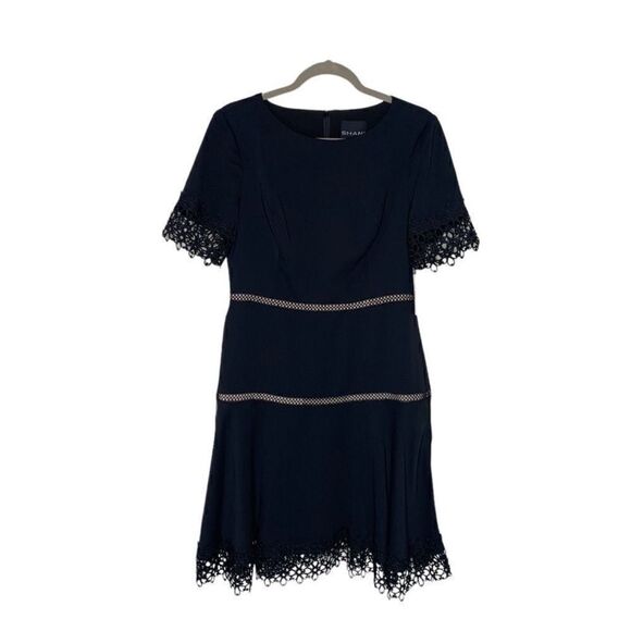 Shani Black Embroidered Lace Fit and Flare Crepe Cocktail Dress| Size 6 - Picture 4 of 10